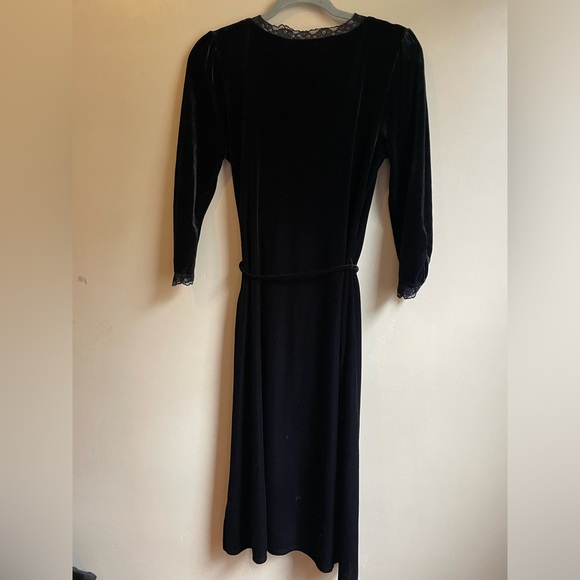 Apt 9 dark romantic lace trim midi velour dress size M stretch whimsigoth witchy - Picture 10 of 13